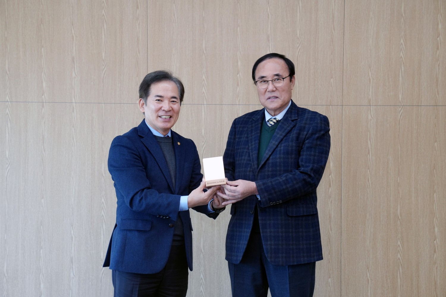 경상남도환경재단-경상국립대학교 환경협력(CBAM, 탄소중립 등) 업무협약